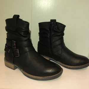 Patrizia Nainsi Black Booties